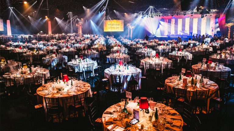 Dịch vụ tổ chức Gala Dinner trọn gói tại Đà Nẵng