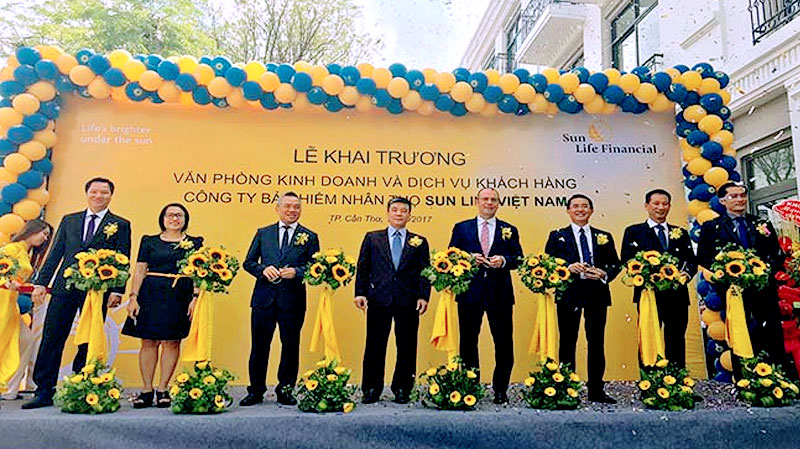 Tổ chức khai trương văn phòng bảo hiểm nhân thọ Sun Life