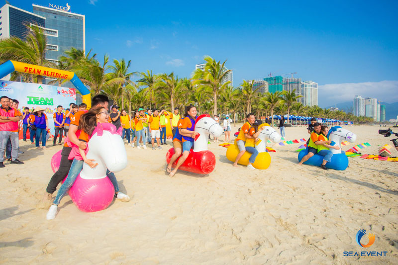 tổ chức team building Đà Nẫng